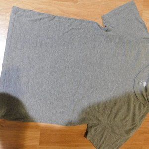 Grey Old Navy T-Shirt w/ Pocket